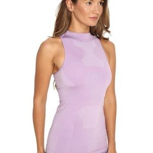 💦 Adidas Stella McCartney work out top💦